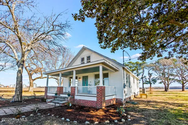 $295,000 | 22917 Highway 55, Oriental, NC 28571