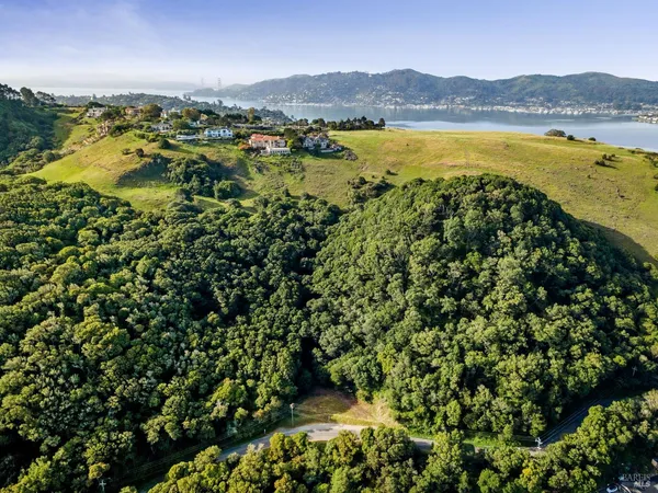 $1,875,000 | 0 Paradise Drive, Tiburon, CA 94920
