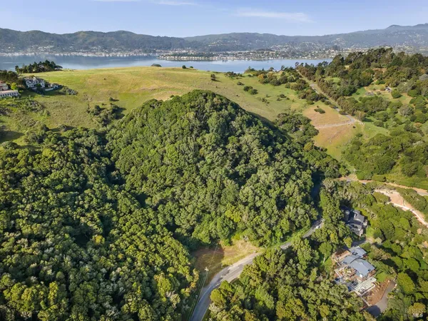 $1,875,000 | 0 Paradise Drive, Tiburon, CA 94920
