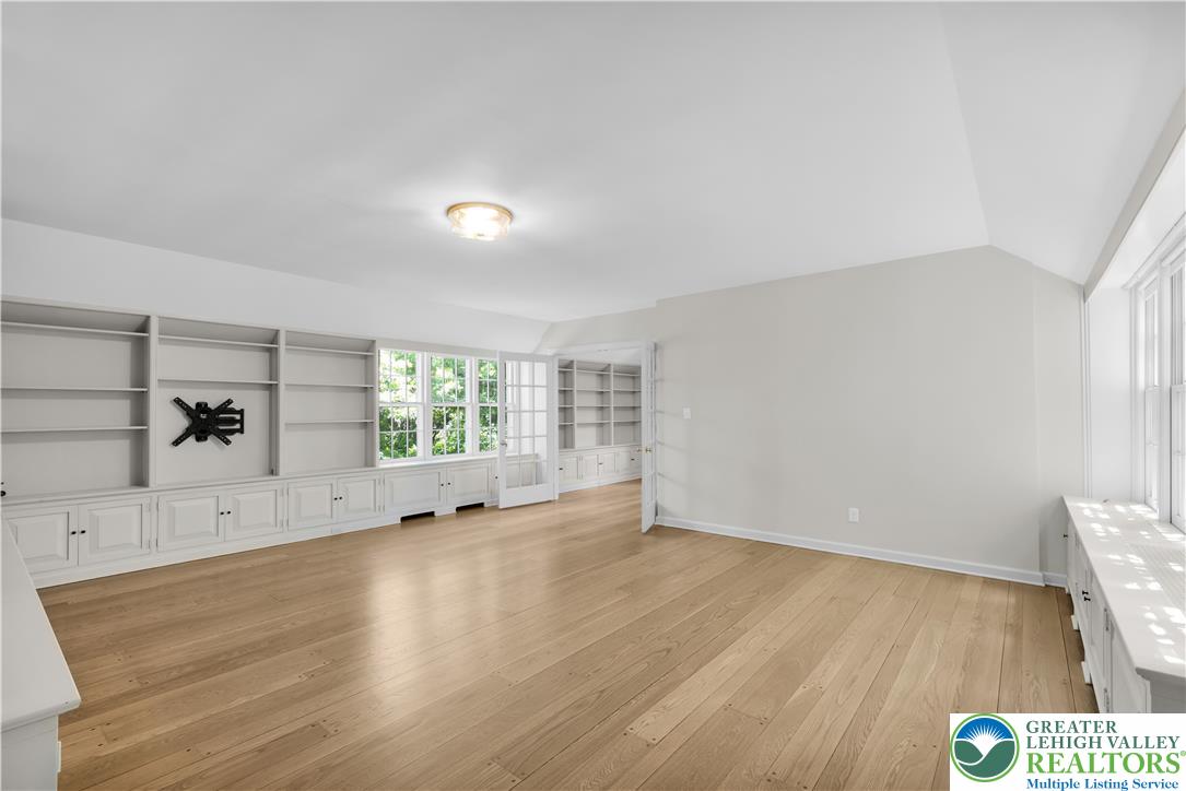 1942 Sycamore Street Bethlehem, PA 18017 - Photo 20 of 74