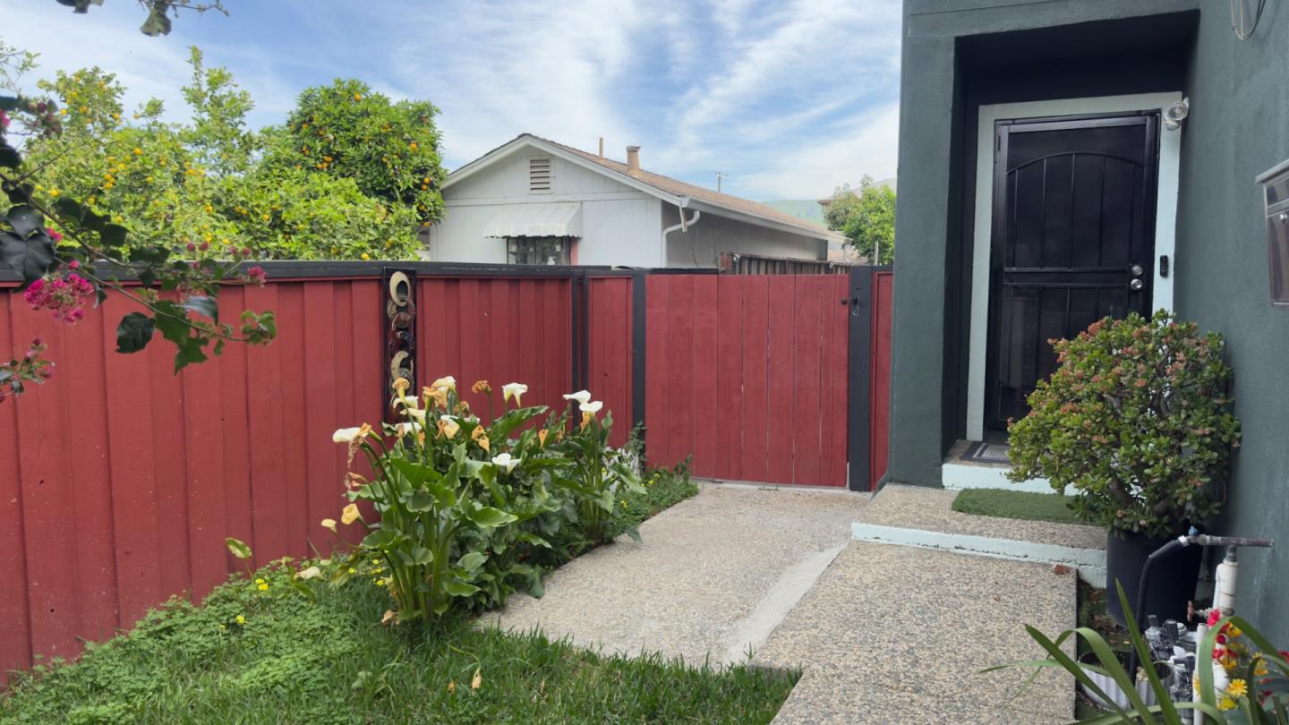 33520 Depot Road Union City, CA 94587 - Photo 3 of 29