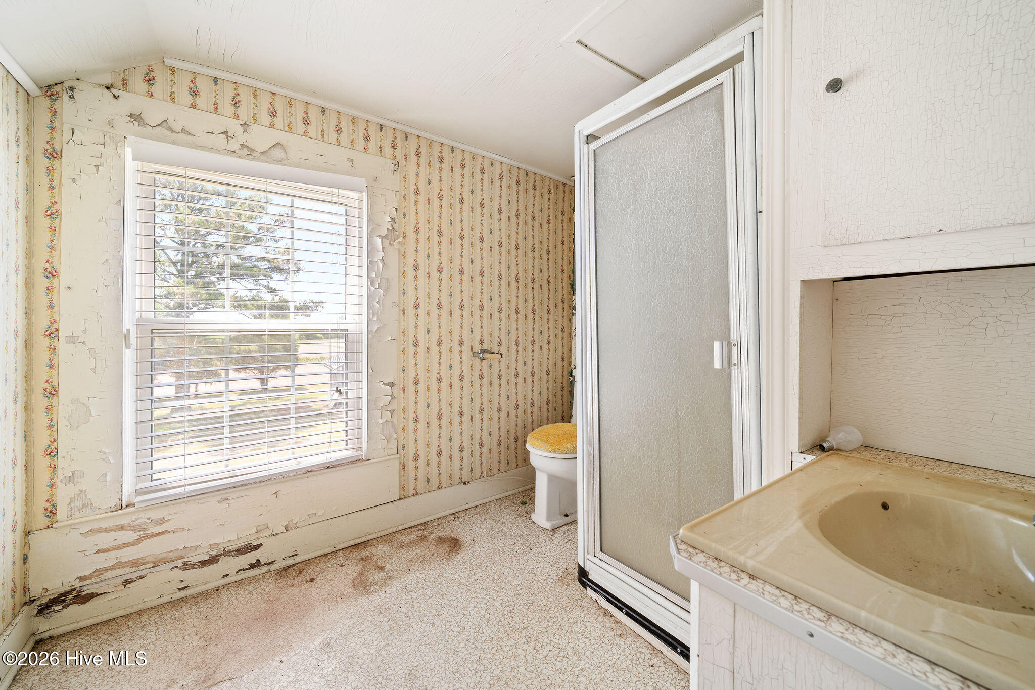 1352 Cornwallis Road Rose Hill, NC 28458 - Photo 32 of 42