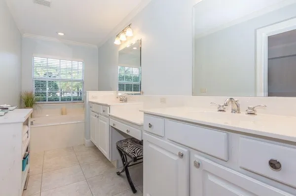 $2,250 | 4350 Doubles Alley Drive, Unit 104, Vero Beach, FL 32967