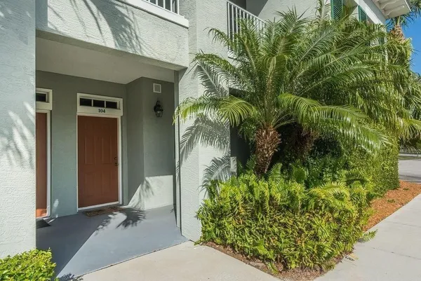 $2,250 | 4350 Doubles Alley Drive, Unit 104, Vero Beach, FL 32967