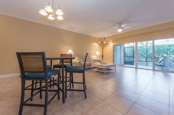 $2,250 | 4350 Doubles Alley Drive, Unit 104, Vero Beach, FL 32967