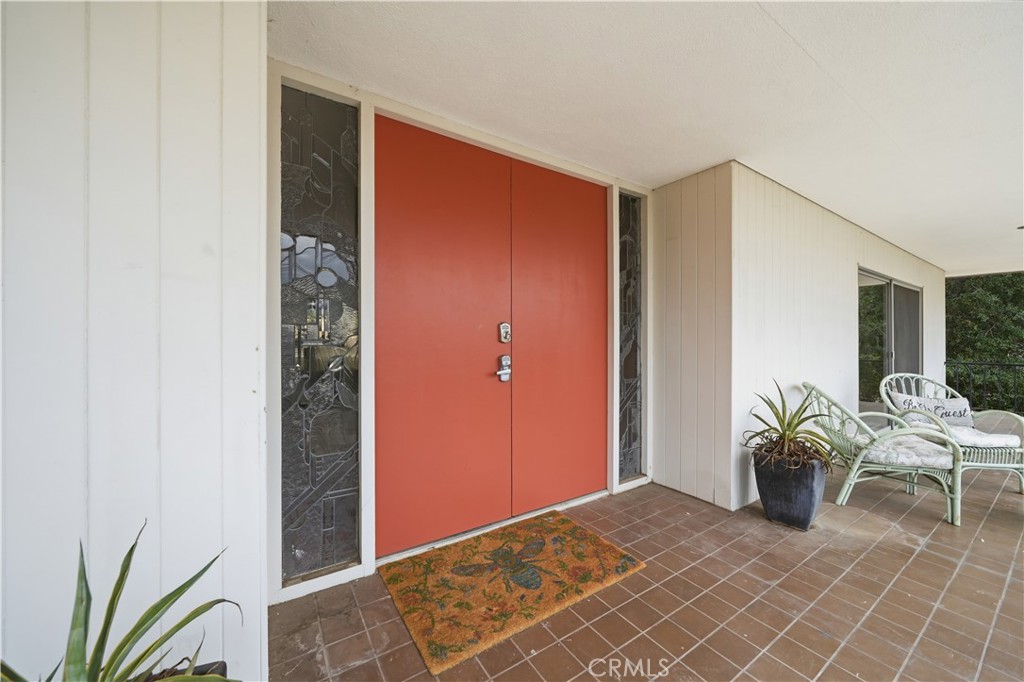 6060 Pachappa Drive Riverside, CA 92506 - Photo 3 of 46 Entry with balcony on either side