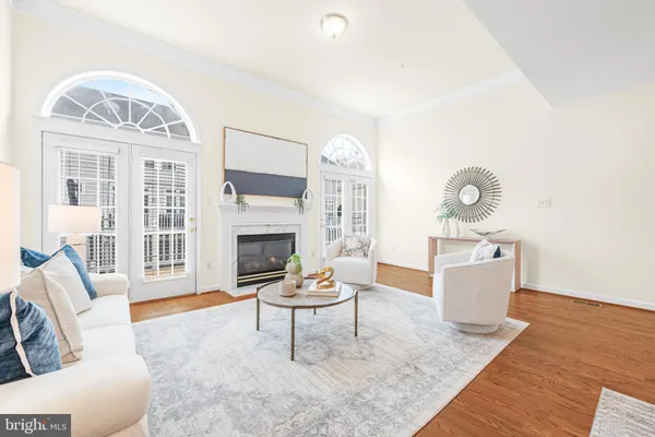 $3,500 | 631 Gatestone Street, Gaithersburg, MD 20878