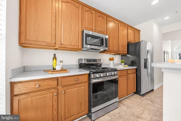 $3,500 | 631 Gatestone Street, Gaithersburg, MD 20878