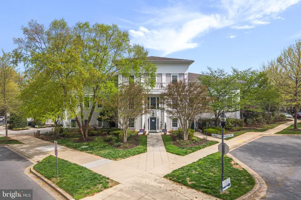 $3,500 | 631 Gatestone Street, Gaithersburg, MD 20878