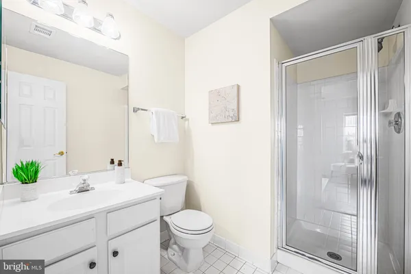 $3,500 | 631 Gatestone Street, Gaithersburg, MD 20878