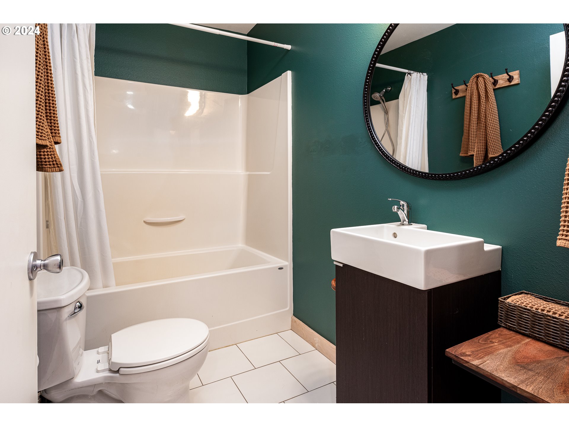 383 Irving Road Eugene, OR 97404 - Photo 16 of 37 Gallery Image 16