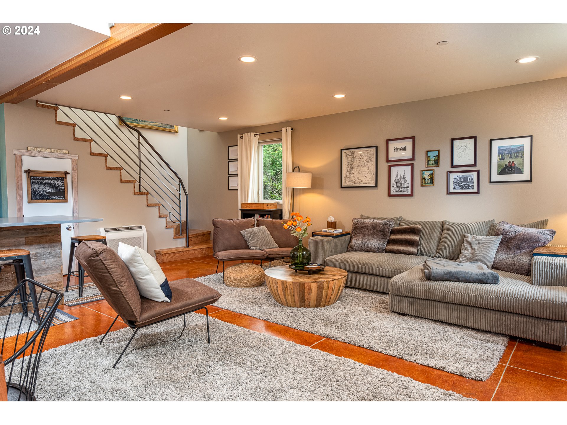 383 Irving Road Eugene, OR 97404 - Photo 7 of 37 Gallery Image 7