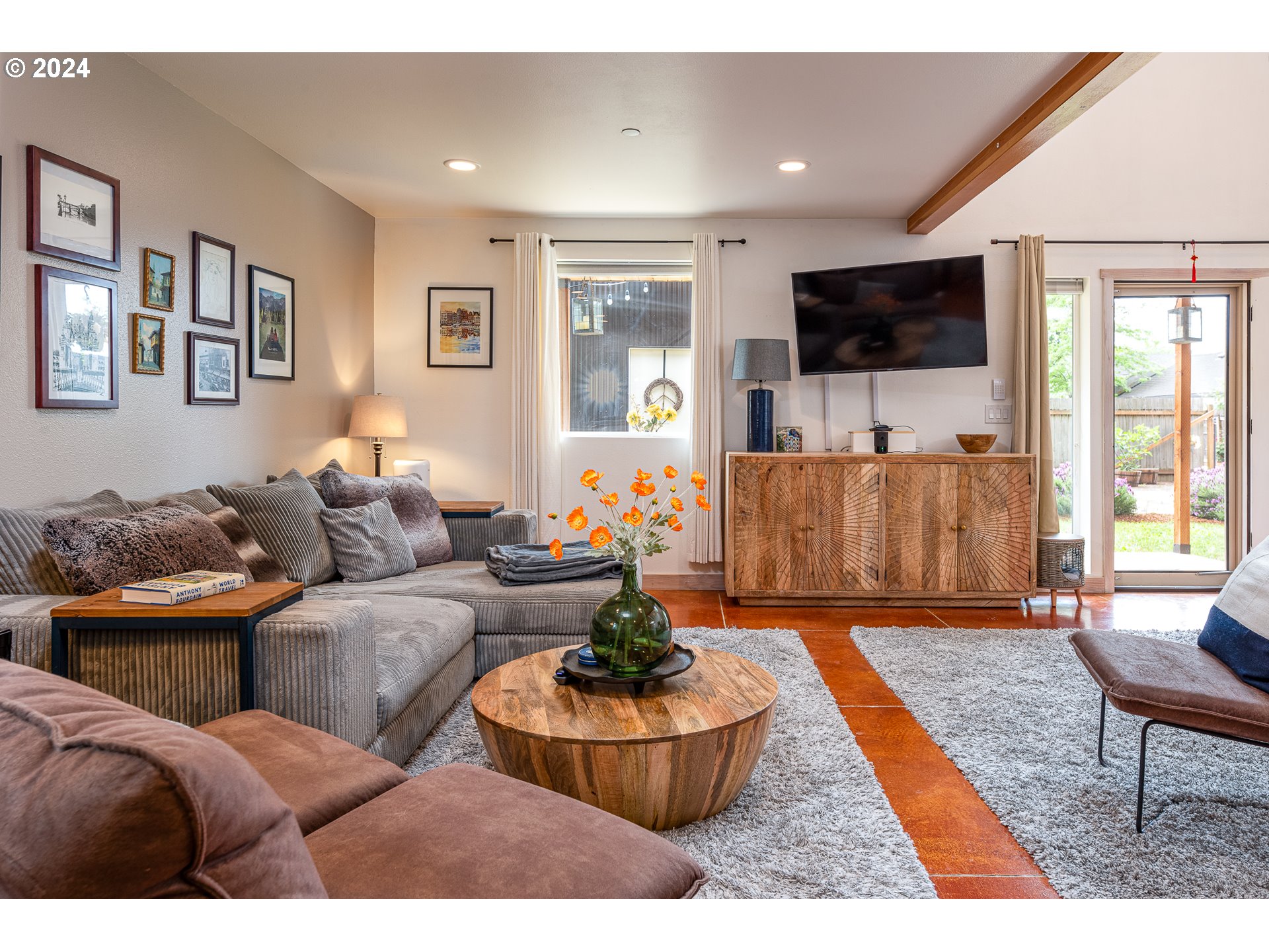 383 Irving Road Eugene, OR 97404 - Photo 9 of 37 Gallery Image 9
