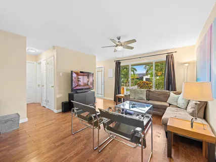 $775,000 | 1320 Southwest 55th Avenue, Plantation, FL 33317