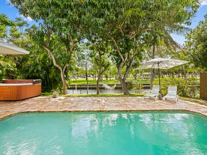 $775,000 | 1320 Southwest 55th Avenue, Plantation, FL 33317