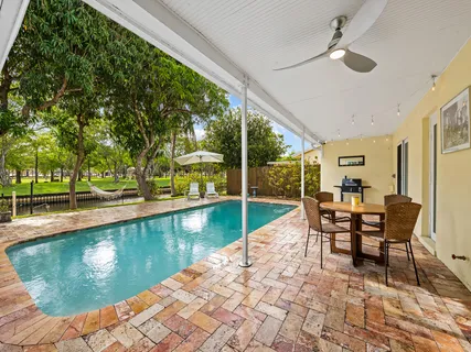 $775,000 | 1320 Southwest 55th Avenue, Plantation, FL 33317