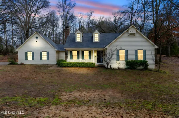 $265,000 | 2774 Itasca Drive, Nesbit, MS 38651