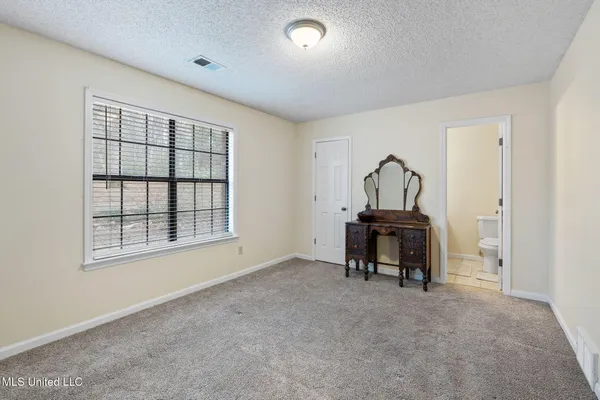 $265,000 | 2774 Itasca Drive, Nesbit, MS 38651