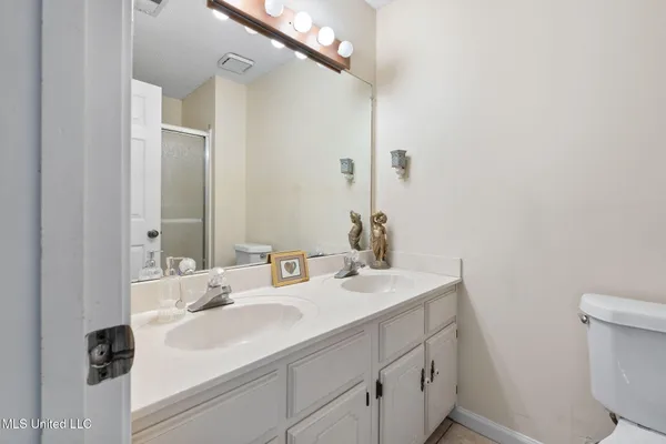 $265,000 | 2774 Itasca Drive, Nesbit, MS 38651