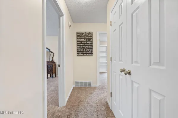 $265,000 | 2774 Itasca Drive, Nesbit, MS 38651