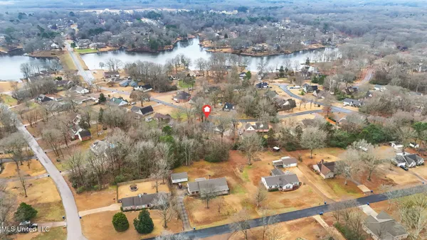 $265,000 | 2774 Itasca Drive, Nesbit, MS 38651