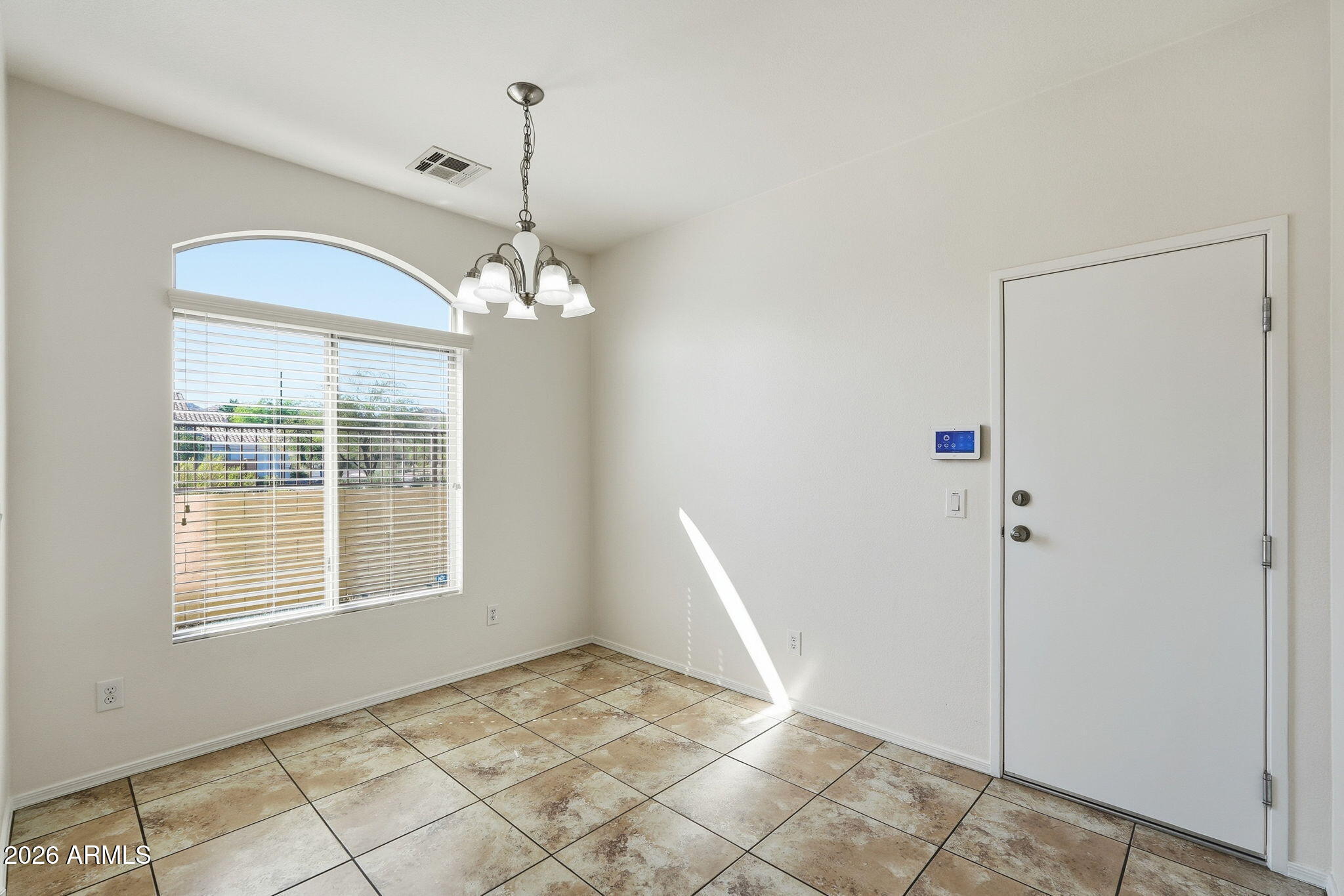 2725 East Mine Creek Road, Unit 1013 Phoenix, AZ 85024 - Photo 10 of 41 012_ListerPros