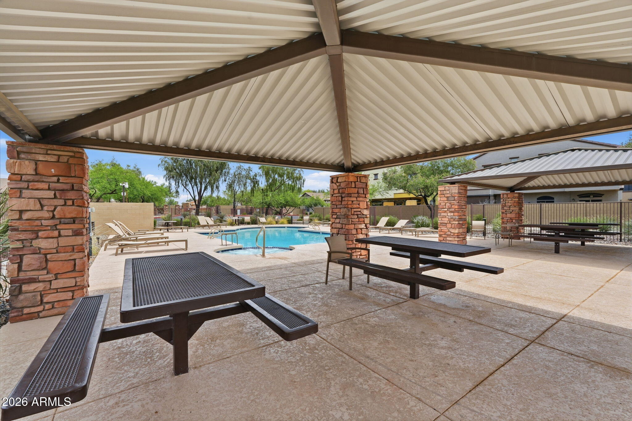 2725 East Mine Creek Road, Unit 1013 Phoenix, AZ 85024 - Photo 32 of 41 7-web-or-mls-ListerPros_Reshoot_008
