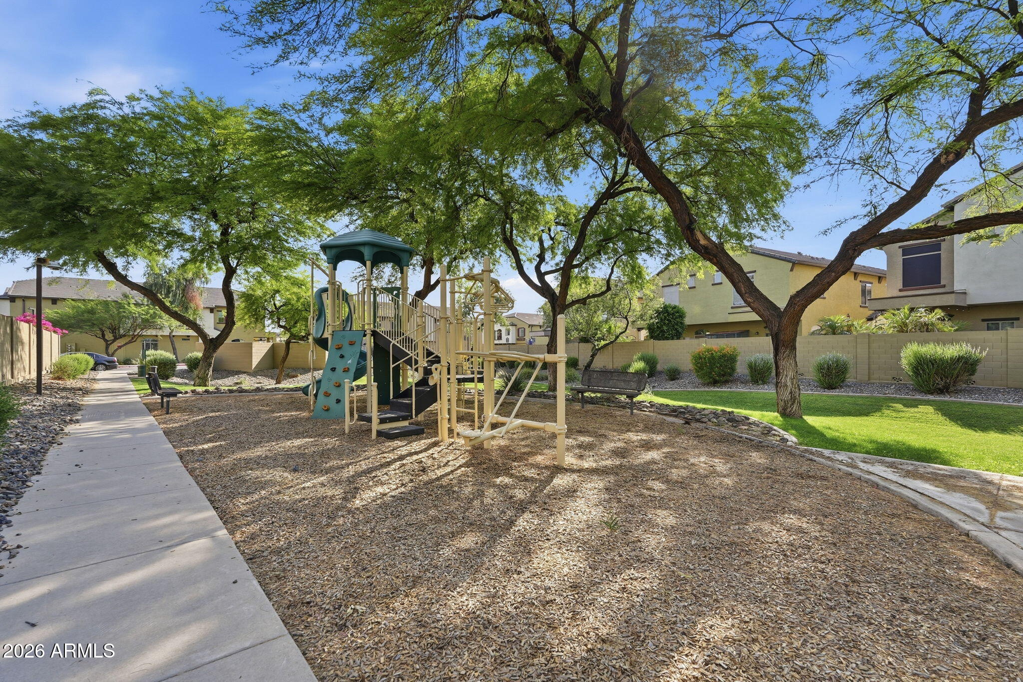 2725 East Mine Creek Road, Unit 1013 Phoenix, AZ 85024 - Photo 37 of 41 038_ListerPros