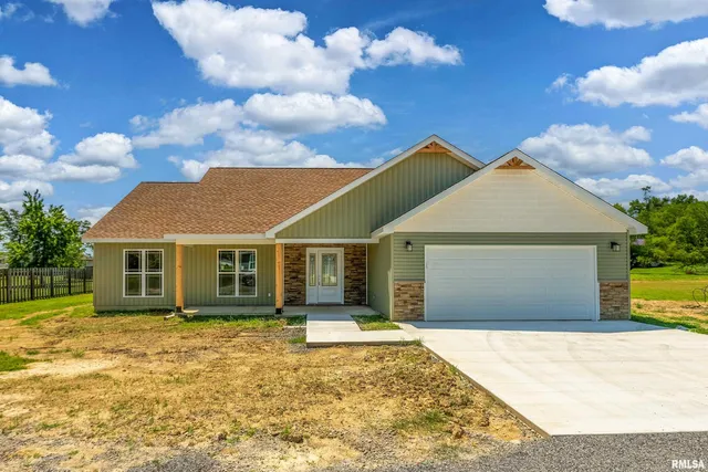 $290,900 | 109 Brase Street, Marion, IL 62959