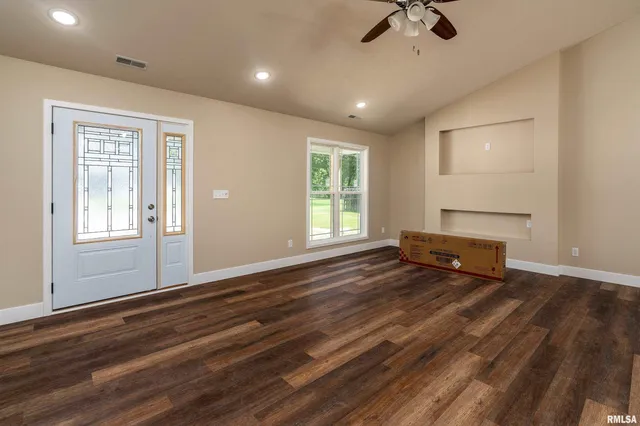 $290,900 | 109 Brase Street, Marion, IL 62959