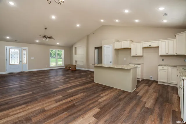 $290,900 | 109 Brase Street, Marion, IL 62959