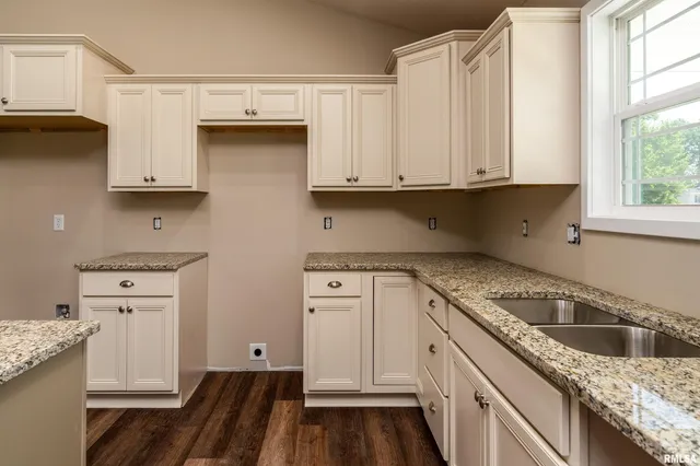 $290,900 | 109 Brase Street, Marion, IL 62959