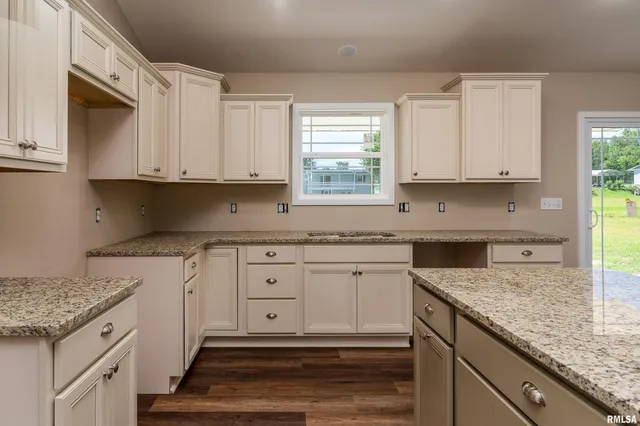 $290,900 | 109 Brase Street, Marion, IL 62959