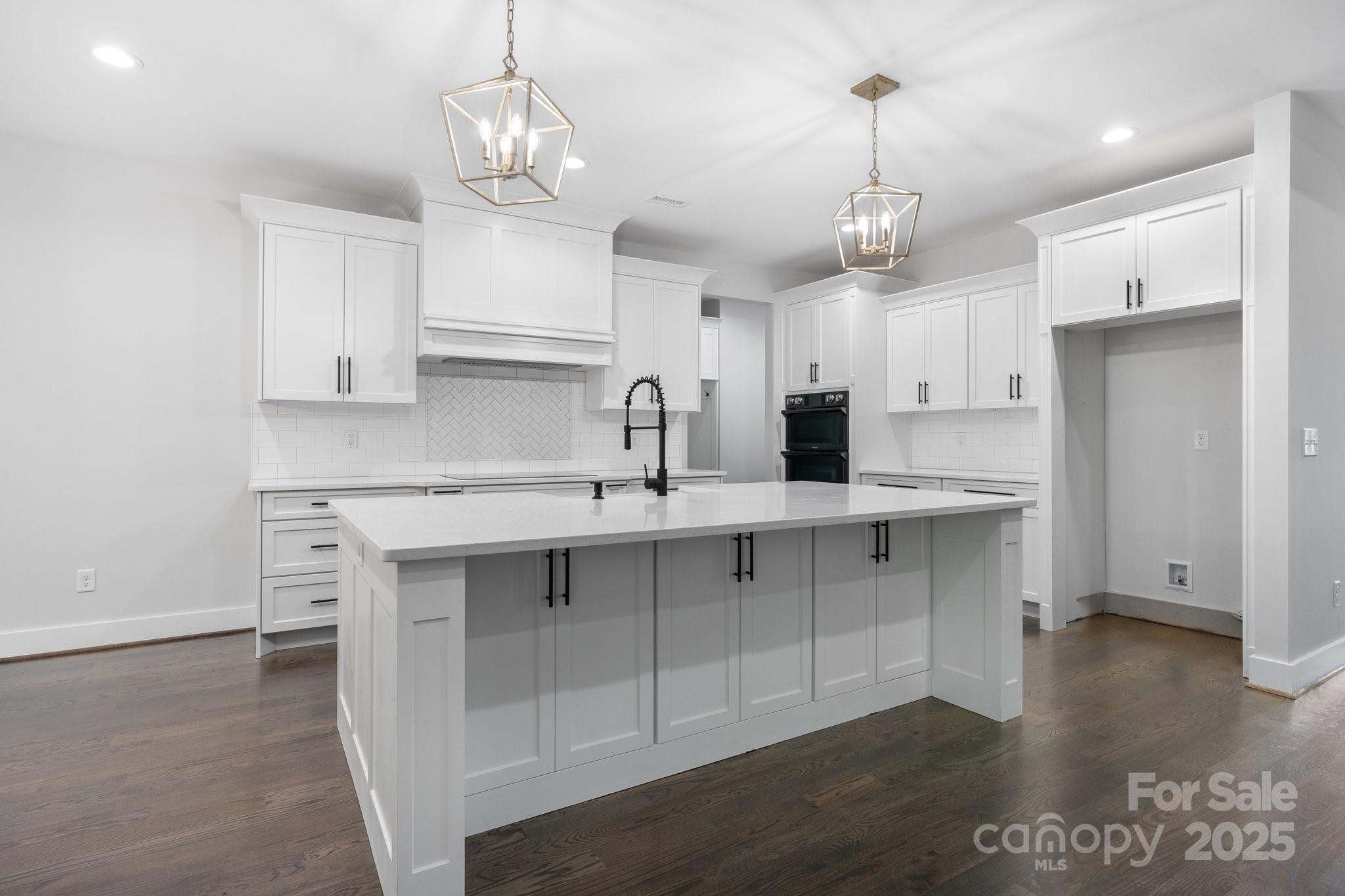 3732 Whitney Drive Northeast Hickory, NC 28601 - Photo 12 of 48