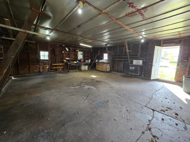 $115,400 | 7441 Cambria Road, Hillsdale, MI 49242