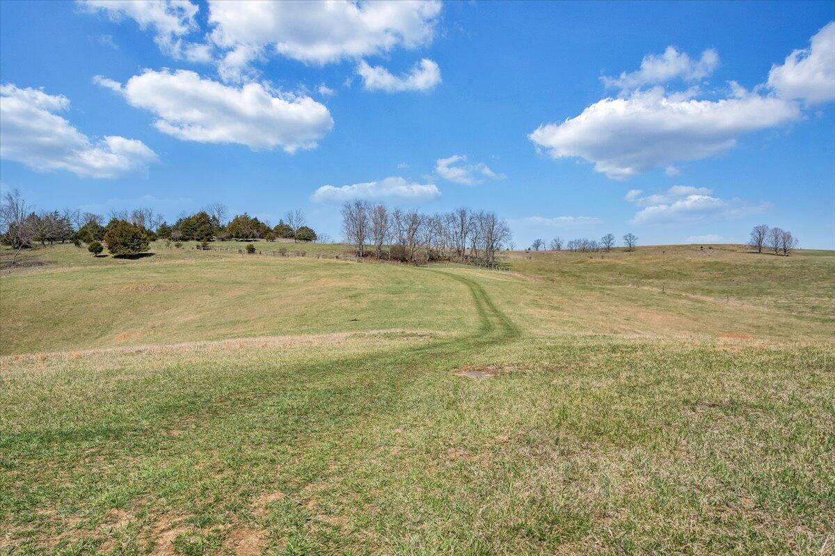 5001-5715 Willow Bend Road Union, WV 24983 - Photo 14 of 57 Gallery Image 14