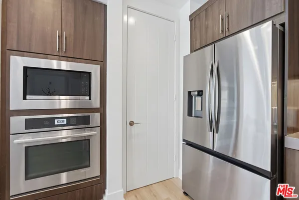 $2,600,000 | 12642 Sandhill Lane, Unit 1, Playa Vista, CA 90094