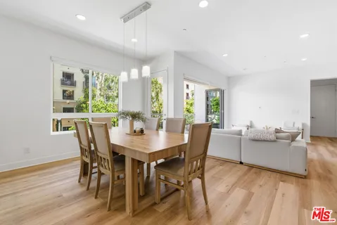 $2,600,000 | 12642 Sandhill Lane, Unit 1, Playa Vista, CA 90094