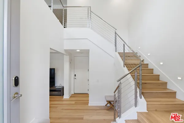 $2,600,000 | 12642 Sandhill Lane, Unit 1, Playa Vista, CA 90094