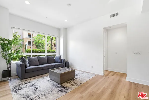 $2,600,000 | 12642 Sandhill Lane, Unit 1, Playa Vista, CA 90094
