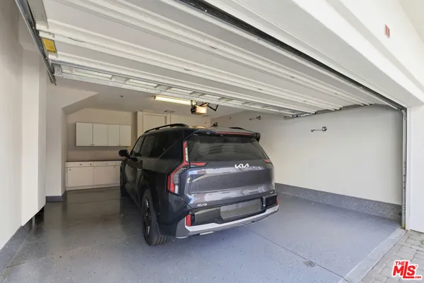 $2,600,000 | 12642 Sandhill Lane, Unit 1, Playa Vista, CA 90094