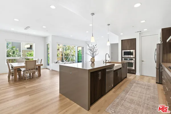 $2,600,000 | 12642 Sandhill Lane, Unit 1, Playa Vista, CA 90094