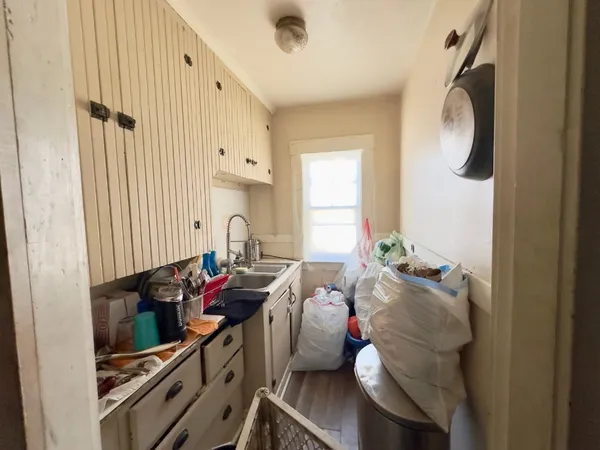 $275,000 | 552 Main Street, Sturbridge, MA 01518