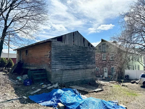 $275,000 | 552 Main Street, Sturbridge, MA 01518