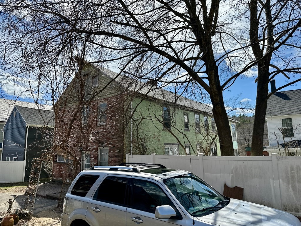 552 Main Street Sturbridge, MA 01518 - Photo 10 of 42