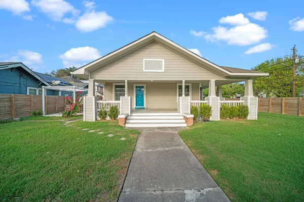 $2,900 | 5711 Sherman Street, Houston, TX 77011