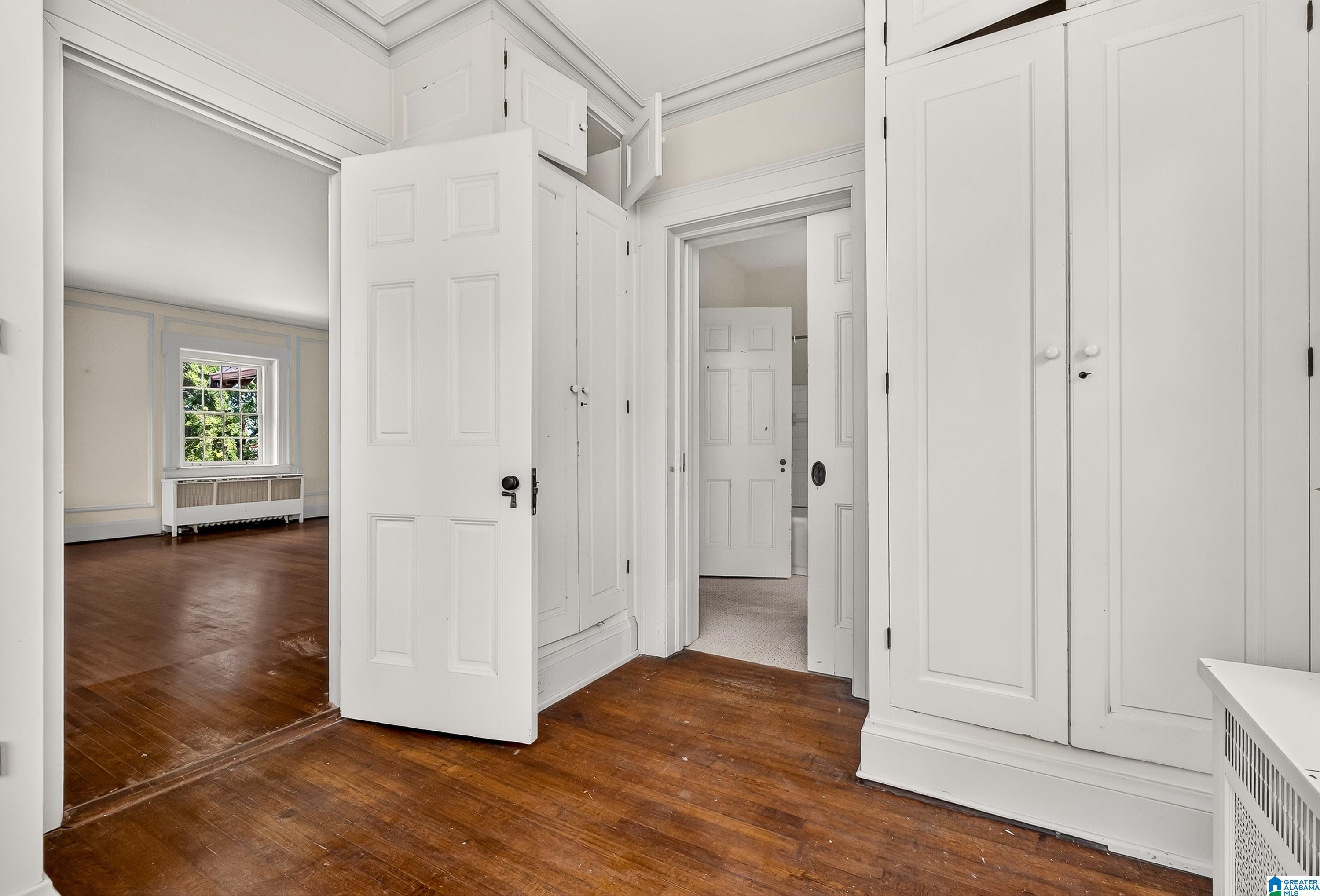 1453 Shades Crest Road Hoover, AL 35226 - Photo 49 of 91 Gallery Image 49