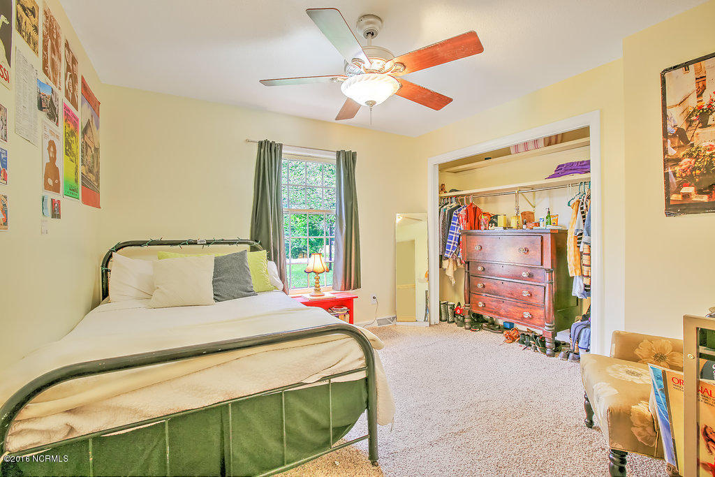 409 Lansdowne Road Wilmington, NC 28409 - Photo 23 of 31 409LandsdowneRoad-23
