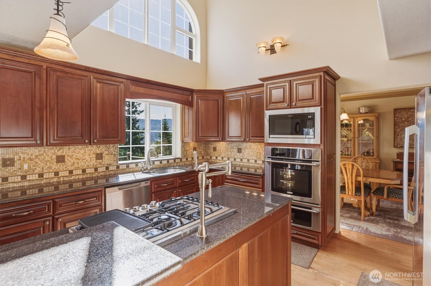 440 North Maple Hill Road Kelso, WA 98626 - Photo 9 of 40 Gallery Image 9