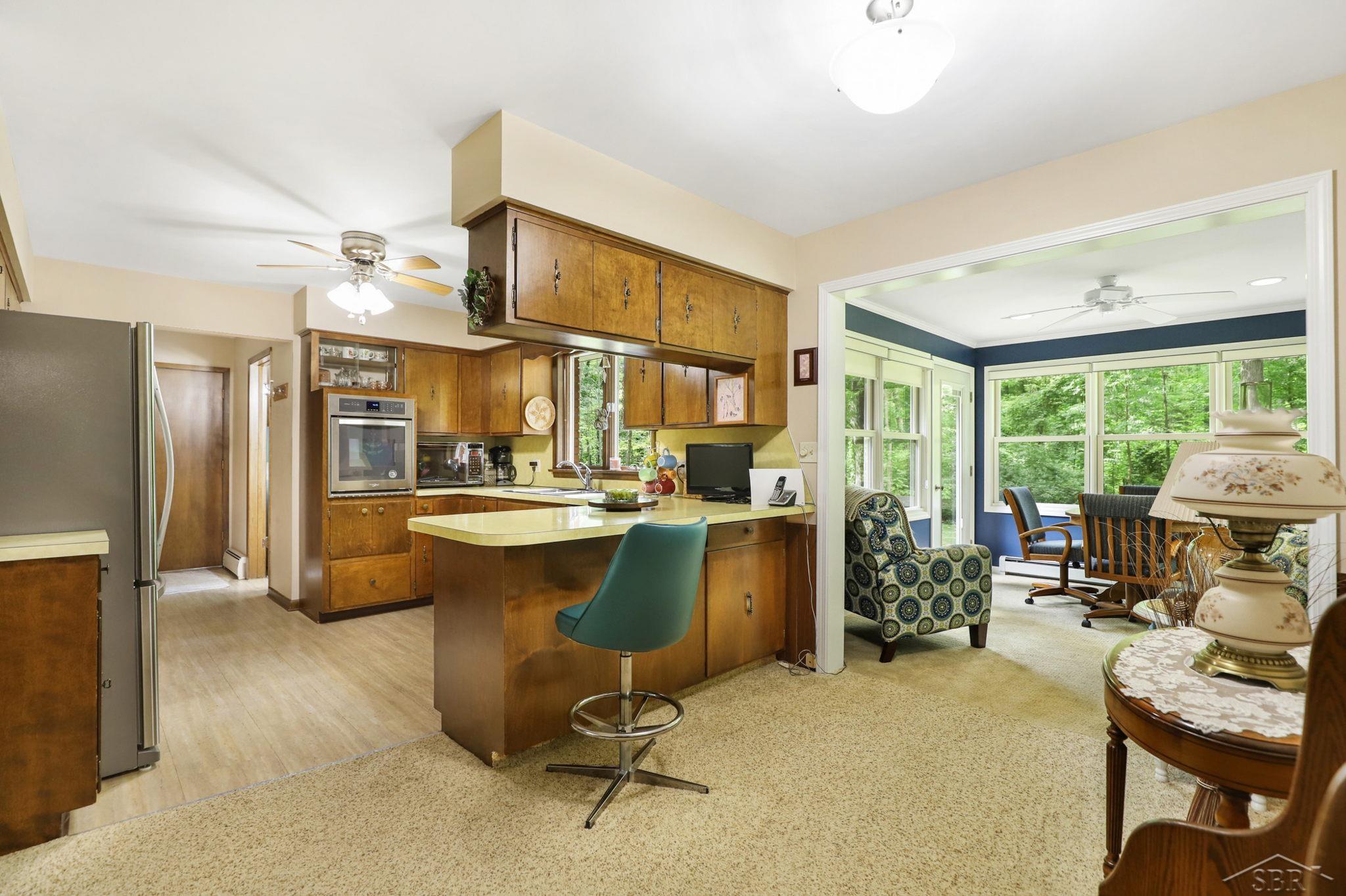 9527 Bender Road Frankenmuth, MI 48734 - Photo 11 of 58 50084181-10.JPG